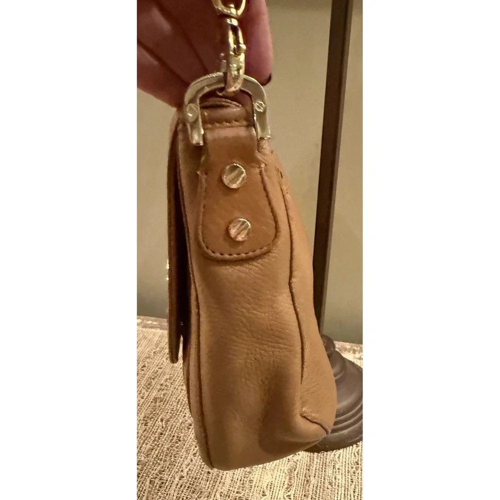 TORY BURCH Amanda British Tan Leather Crossbody Bag with Detachable Chain Strap - Picture 10 of 16
